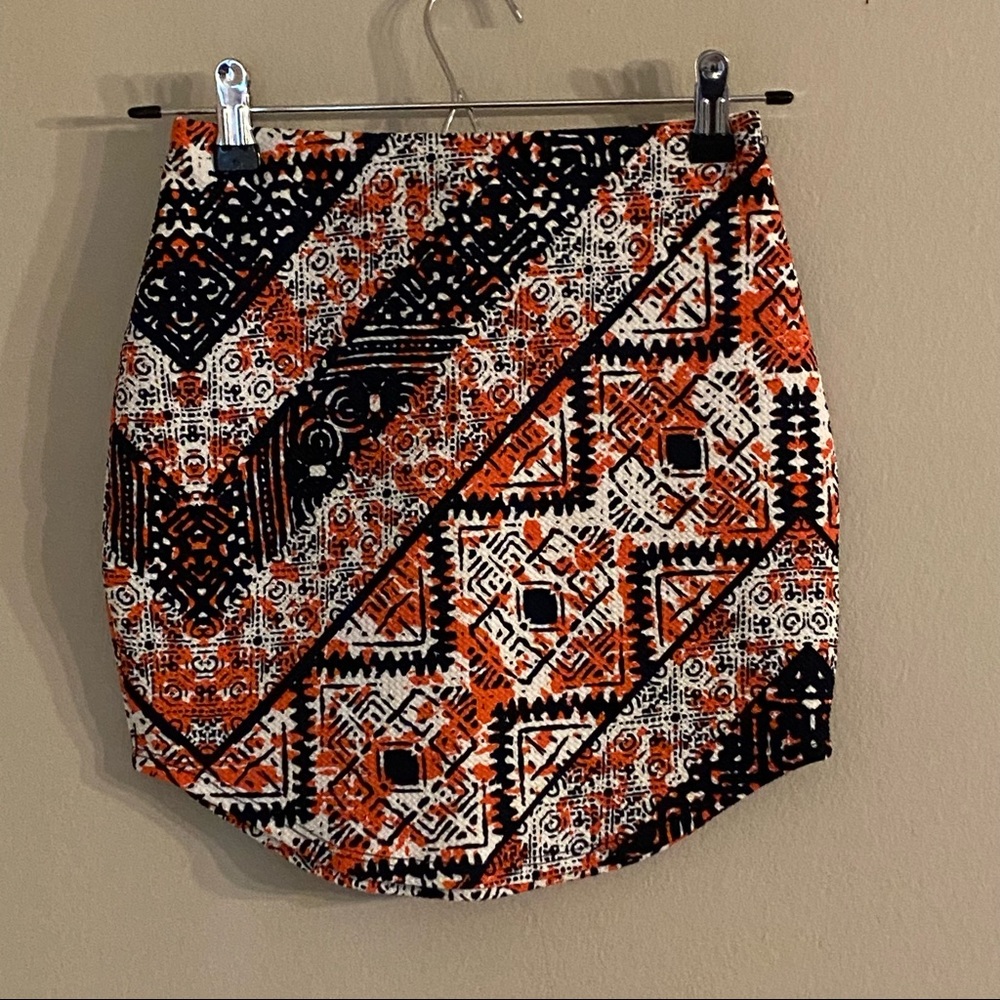 Patterned skirt